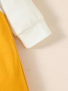 SHEIN Đứa bé gái Đồ họa Hoạt hình 2 trong1 Áo liền quần - Màu vàng - Xem 3