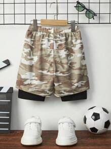 SHEIN 男孩迷彩印花二合一短褲帶手機袋
