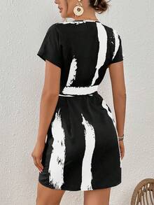 SHEIN Clasi Brush Print Knot Side Wrap Hem Dress - Black - View 2