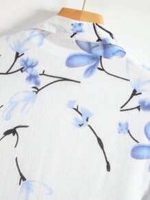 Manfinity Chillmode 男士隨機花朵印花襯衫&腰部抽繩短褲套裝不帶T恤 - 藍白色 - 查看 8