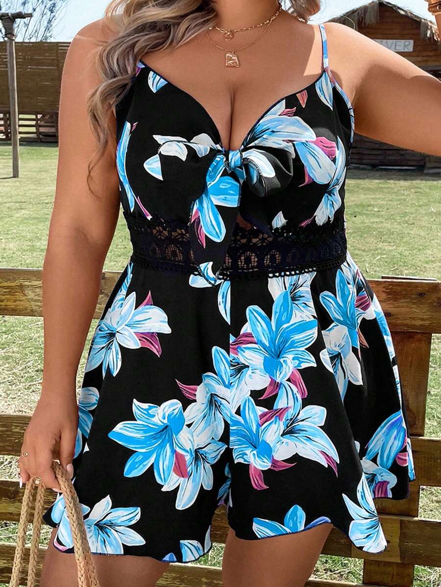 SHEIN LUNE 大碼印花水溶蕾絲拼接吊帶連體短褲 - 彩色 - 查看 1