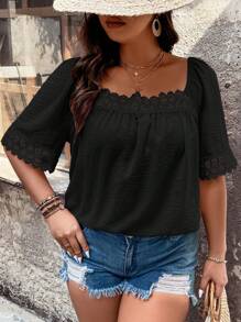 SHEIN LUNE 大碼拼接水溶蕾絲方領襯衫 - 黑色 - 查看 1