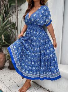 SHEIN LUNE Talla grande Vestido con estampado floral de manga murciélago bajo con fruncido - Azul y blanco - Ver 7