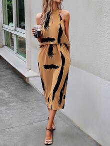 SHEIN Privé 筆刷圖案繞頸露背連衣裙 - 卡其色 - 查看 3