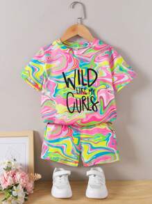 SHEIN 少女流體圖案及標語短袖t恤與短褲套裝 - 彩色 - 查看 1