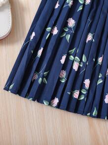 Tween Girl Slogan Graphic Tee & Floral Print Pleated Skirt - Blue and White - View 8