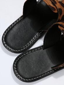 Châu Âu Và Châu Mỹ Phong Cách Mới Xăng Đan Nữ Mùa Hè Có Khóa Hoa Lớn Cho Kích Thước Cỡ Lớn - Xem 7