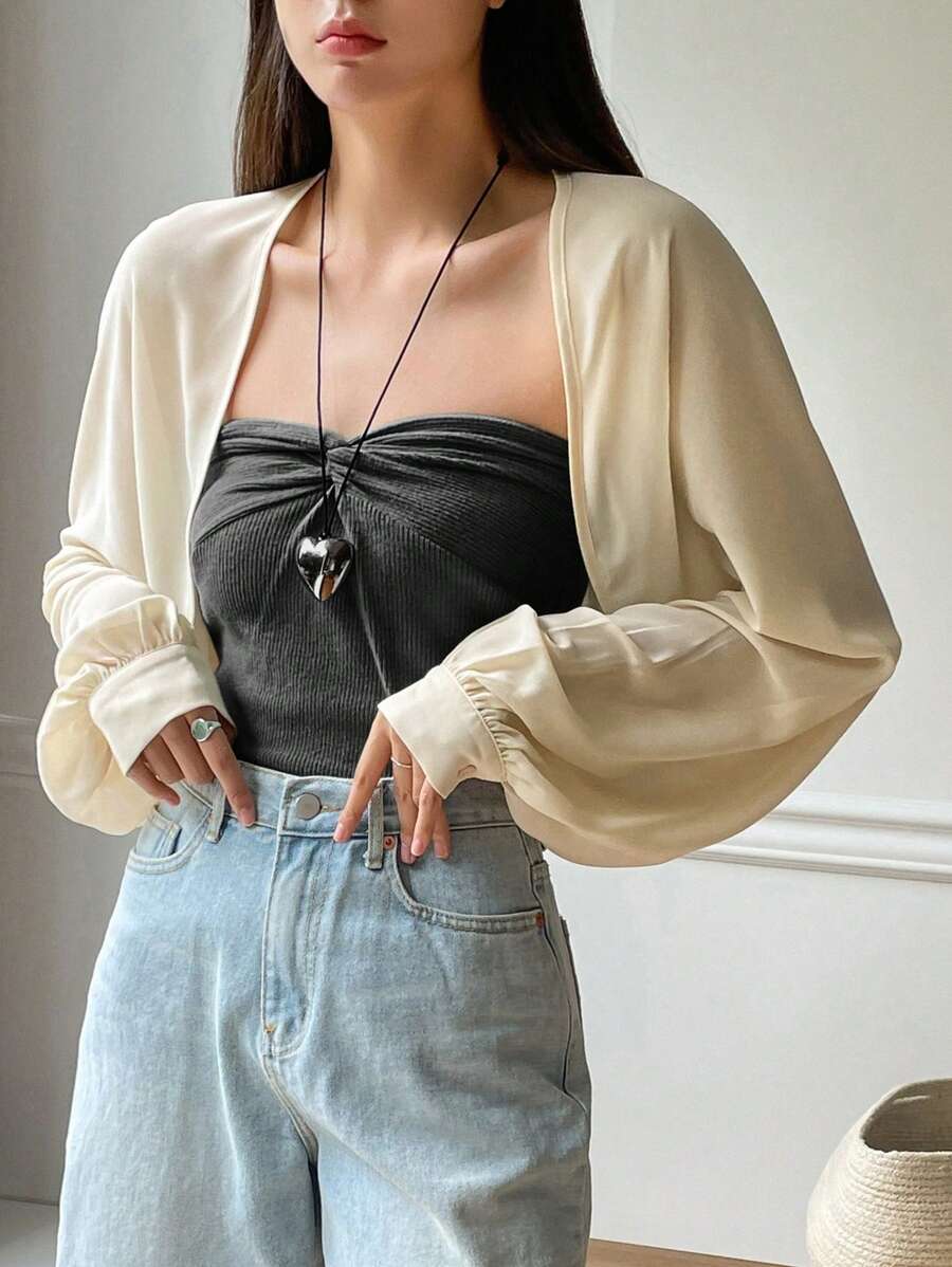 DAZY Chất rắn Mở Mặt trước Tay áo lồng đèn Áo ngắn - Màu be - Xem 1