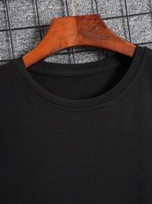Manfinity Homme Men Graphic Print Tee - Black - View 6