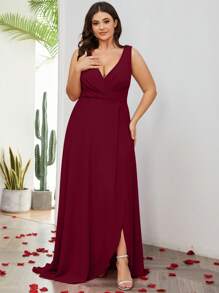Plus Size Solid Color Deep V-Neck Wrap Bridesmaid Dress - Burgundy - View 3