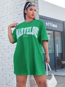 SHEIN EZwear Đầm Plus Size Lá thư Giải trí - màu xanh lá - Xem 1