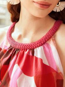 MOTF PREMIUM 花卉圖案編織掛脖上衣 - 彩色 - 查看 5