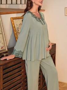 Moonlight&Mama Maternity Lace Trim Top & Trousers Lounge Set - Green - View 5