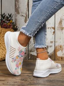 Women's Multicolor Athletic Shoes - Multicolor - View 2