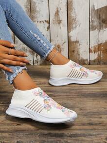 Women's Multicolor Athletic Shoes - Multicolor - View 3