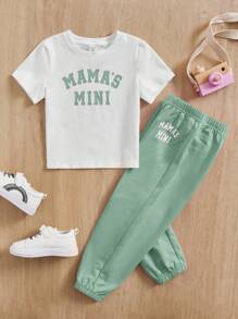 SHEIN 針織休閒印花2入組幼兒女孩字母印花T卹和運動褲套裝 - 薄荷綠 - 查看 1