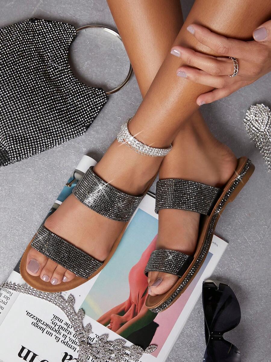 Chanclas con doble empella con diamante de imitación - Negro - Ver 1