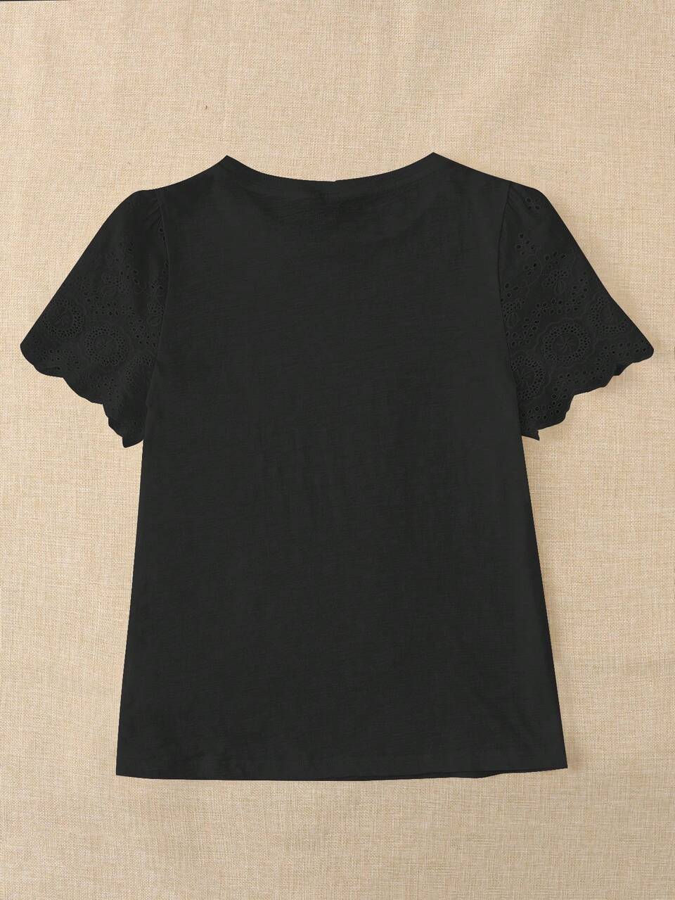 Plus Solid Scallop Trim Tee