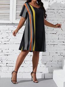 SHEIN LUNE 大碼條紋印花直筒連衣裙 - 彩色 - 查看 3