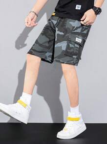 Manfinity EMRG Men Random Camo Print Flap Pocket Drawstring Waist Oversized Cargo Shorts - Multicolor - View 1