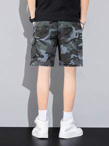Manfinity EMRG Men Random Camo Print Flap Pocket Drawstring Waist Oversized Cargo Shorts - Multicolor - View 2