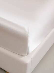 3 件套涤纶棉缎床笠套装，亲肤柔软，套装包含：1 件松紧带床笠 + 2 件枕套（无内芯） - 白色 - 查看 3