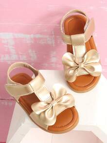 儿童银色平底凉鞋，女童露趾凉鞋，幼儿女童凉鞋 - 金色 - 查看 4