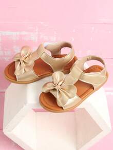 儿童银色平底凉鞋，女童露趾凉鞋，幼儿女童凉鞋 - 金色 - 查看 5