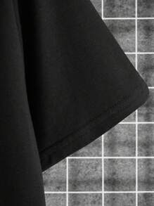 Manfinity Homme Men Letter Graphic Mock Neck Tee - Black - View 6