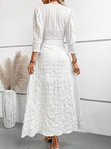 SHEIN LUNE 前打結泡泡袖前打結紐扣細節連衣裙 - 白色 - 查看 3