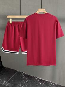 Aesthetic Post--Men Letter Graphic Tee & Striped Trim Drawstring Waist Shorts - Burgundy - View 2