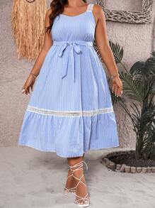 SHEIN LUNE Plus Striped Print Guipure Lace Insert Belted Cami Dress - Blue and White - View 4