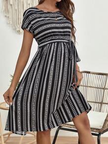 SHEIN 孕婦條紋圖案和碎花繫腰帶洋裝