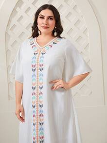 Al Najma Plus Geo Print Tassel Hem Dress - White - View 5