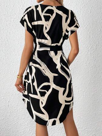 SHEIN Privé Omgiven Grafisk Enkel Klänning