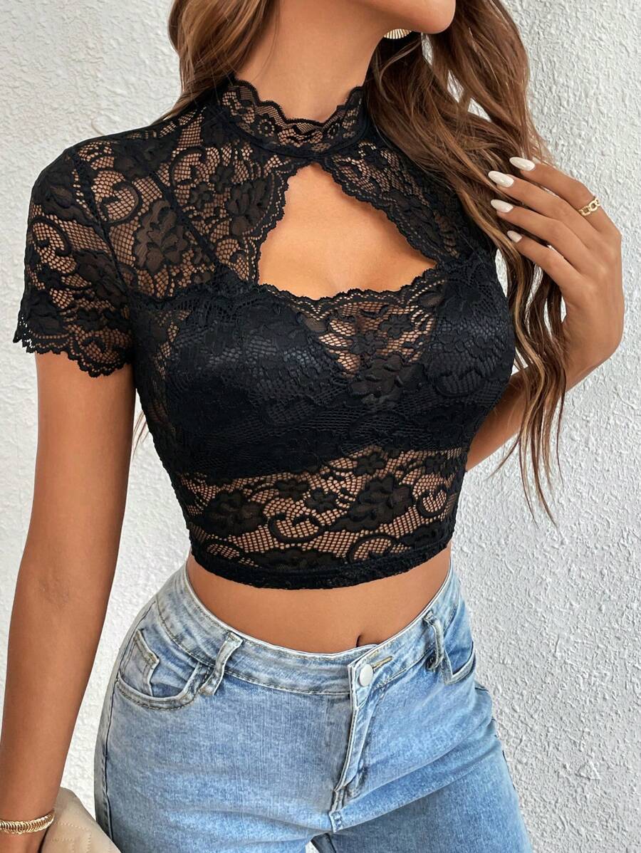 Zolique Cut Out Front Crop Lace Top Without Bra - Black - View 1