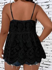 SHEIN LUNE 大碼網眼刺繡貝殼邊吊帶上衣 - 黑色 - 查看 2