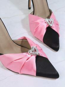 Tacones de satén dedo de pie puntiagudo con corazón con diamante de imitación - Rosa - Ver 3