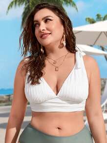 SHEIN Swim Curve Top de bikini con hombros anudados de color sólido en tallas grandes para el verano y las vacaciones en la playa - Blanco - Ver 5