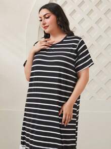 Mulvari Plus Striped Print Pleated Hem Smock Dress - Black - View 6