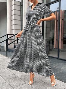 SHEIN Privé 滿版印花泡泡袖繫腰帶連衣裙 - 黑與白 - 查看 2