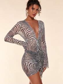 SHEIN BAE Vestido ajustado de rayas de cebra con cordón delantero sin bragas - Blanco y Negro - Ver 6