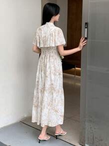 DAZY Đầm suông in họa tiết xếp li nhún bèo nhún toàn thân - Cà phê nâu - Xem 2