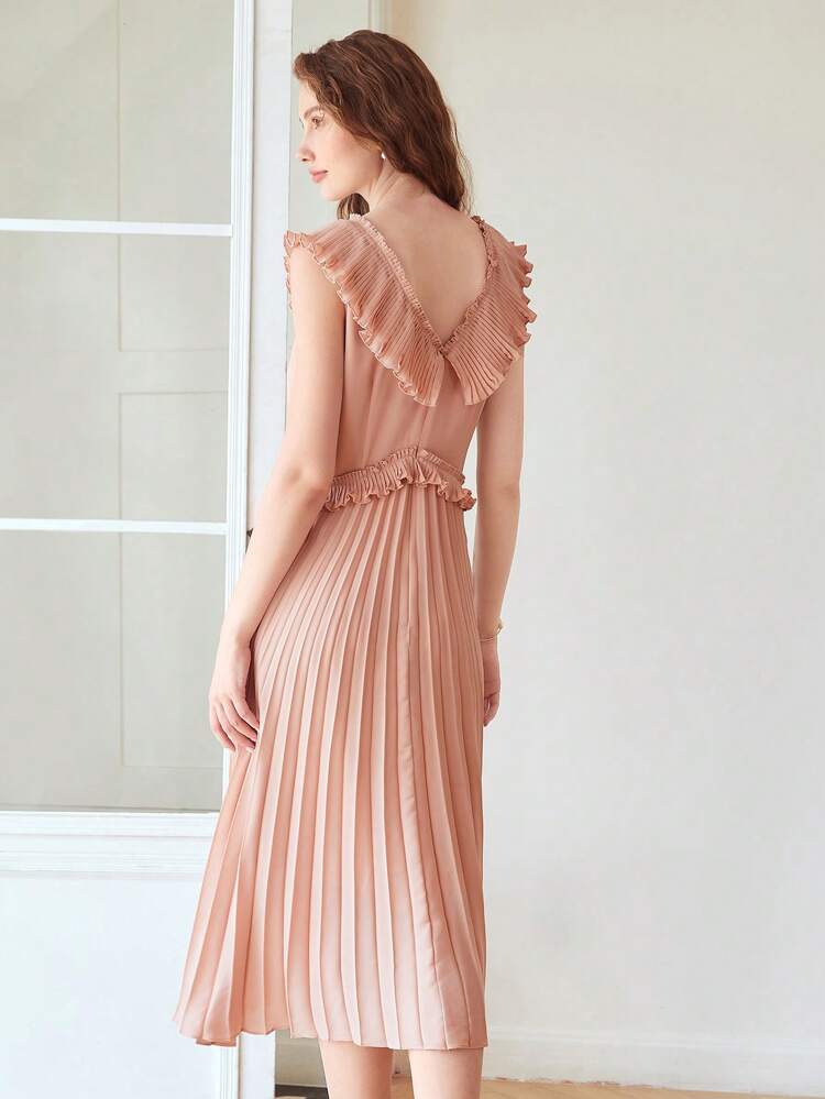 RUFFLE PLEATED DRESS