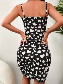 EURMUSE 愛心圖案圍裹下擺吊帶連衣裙 - 黑色 - 查看 2