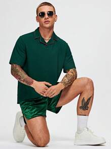 FeverCity 男士字母補丁細節下擺開叉短褲 - 墨綠色 - 查看 6