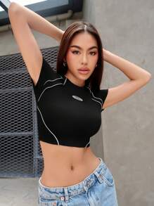 SHEIN ICON Camiseta crop con diseño de parche de letra ribete en contraste - Negro - Ver 5