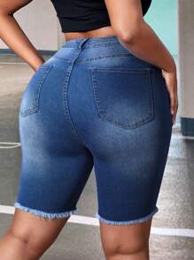 Plus High Waist Ripped Raw Hem Denim Shorts - Dark Wash - View 2
