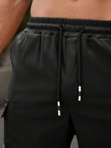 Manfinity Homme Men Flap Pocket Drawstring Waist Shorts - Black - View 6