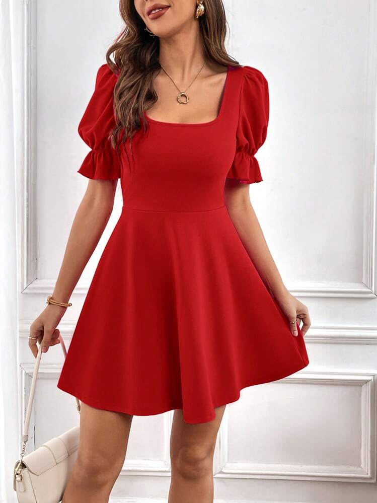 red puff sleeve dress Trendy Midi | Women's Dresses Smocked back IAMMARYBENNETT on LTK